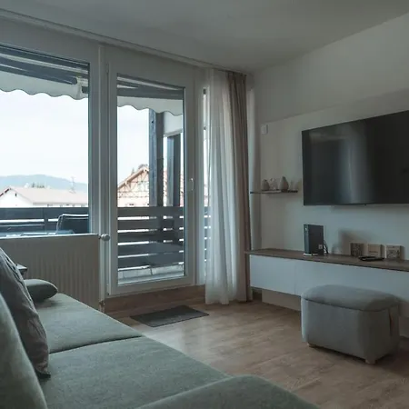 Apartman Bahnhof *
